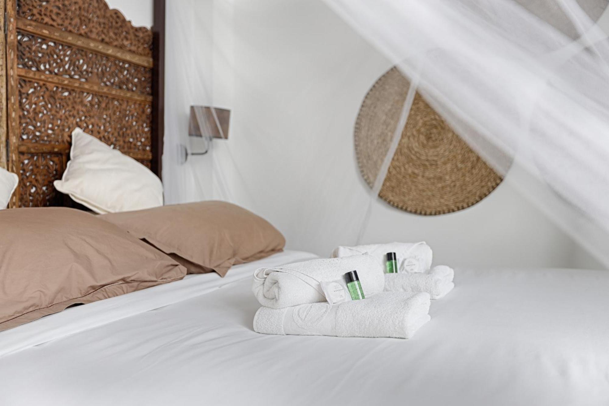 Mykeypers - Lovely Studio With Jacuzzi Parijs Buitenkant foto