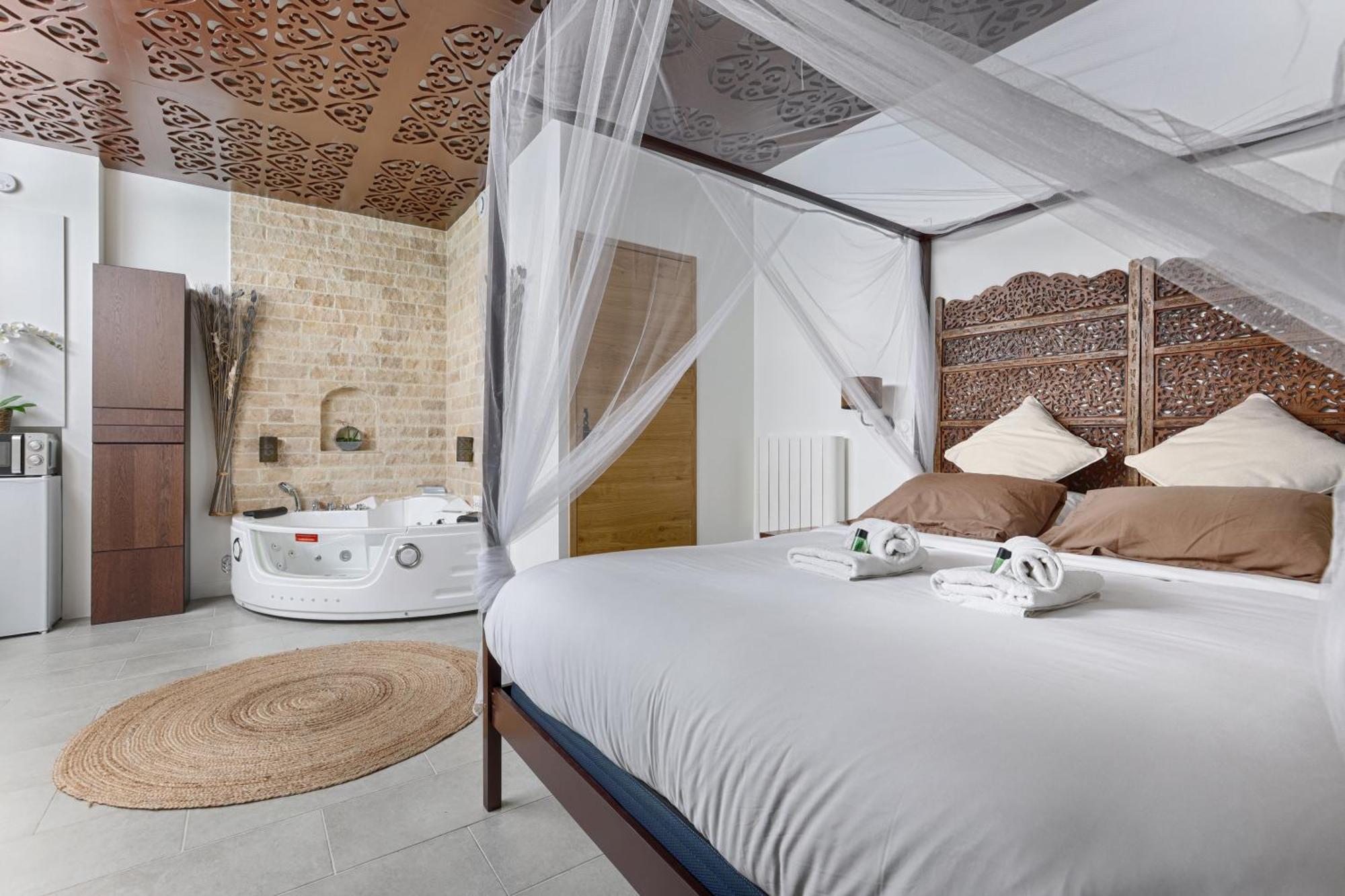 Mykeypers - Lovely Studio With Jacuzzi Parijs Buitenkant foto